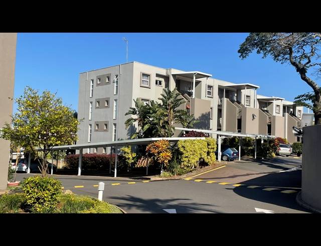 2 BEDROOM APARTMENT TO LET IN ESSENWOOD
